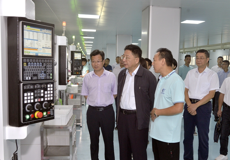 2025新澳门免费原料宝典