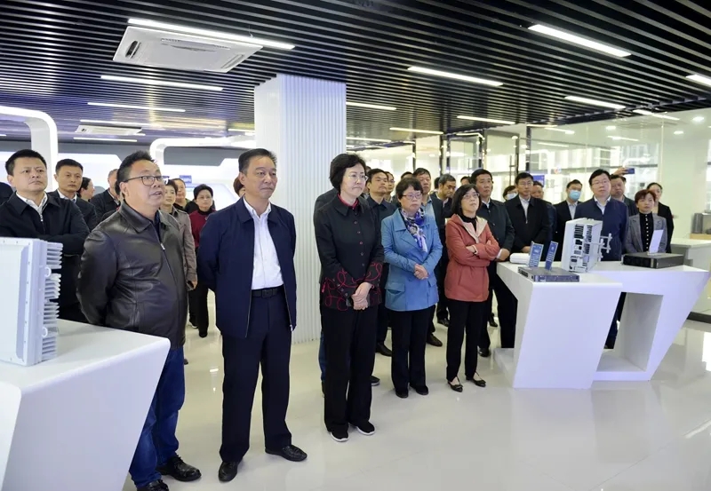 2025新澳门免费原料宝典