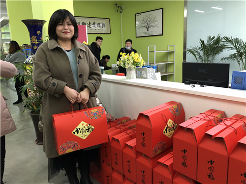 2025新澳门免费原料宝典