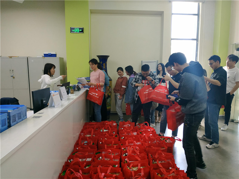 2025新澳门免费原料宝典