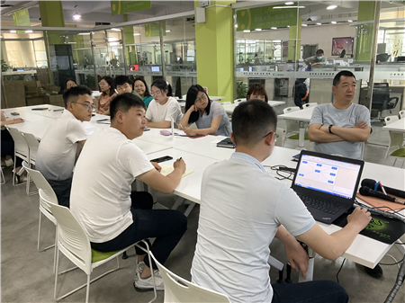 2025新澳门免费原料宝典