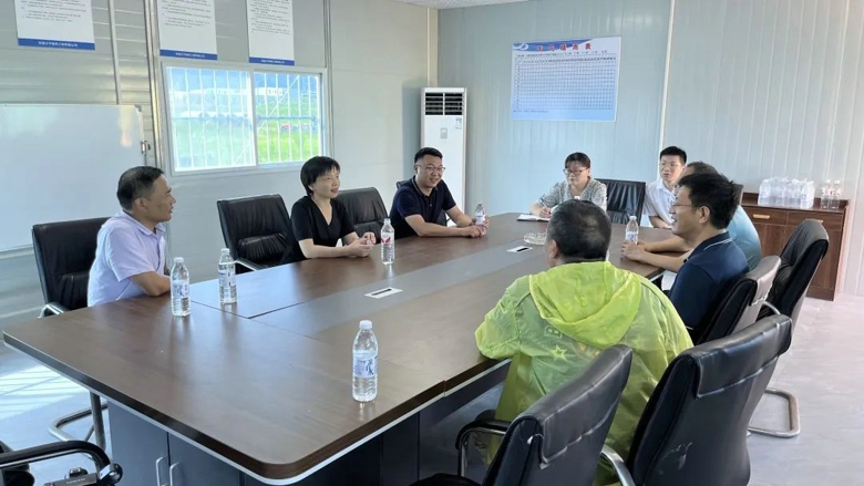 2025新澳门免费原料宝典