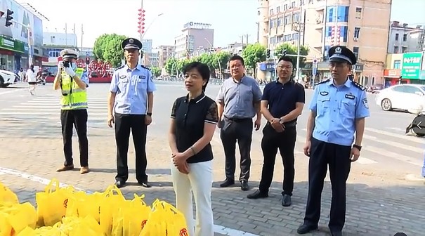 2025新澳门免费原料宝典