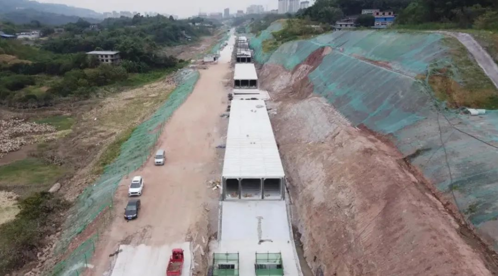 2025新澳门免费原料宝典