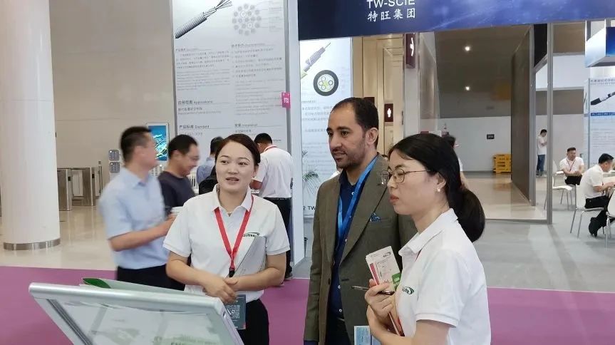 2025新澳门免费原料宝典