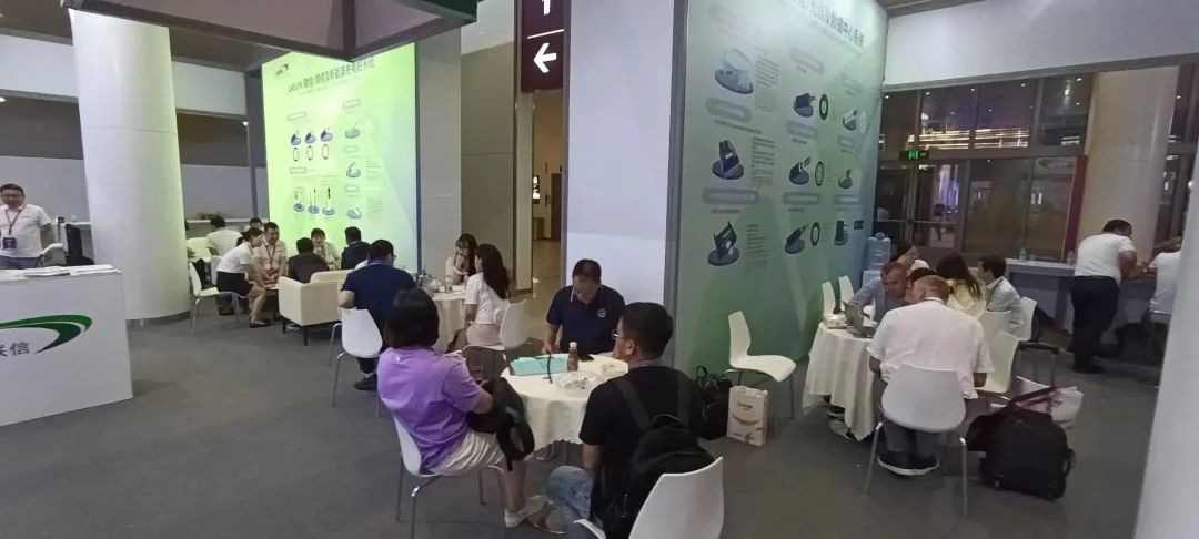 2025新澳门免费原料宝典