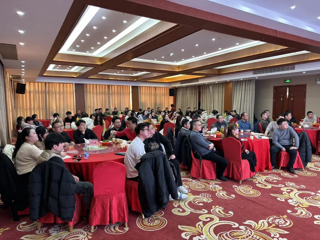 2025新澳门免费原料宝典