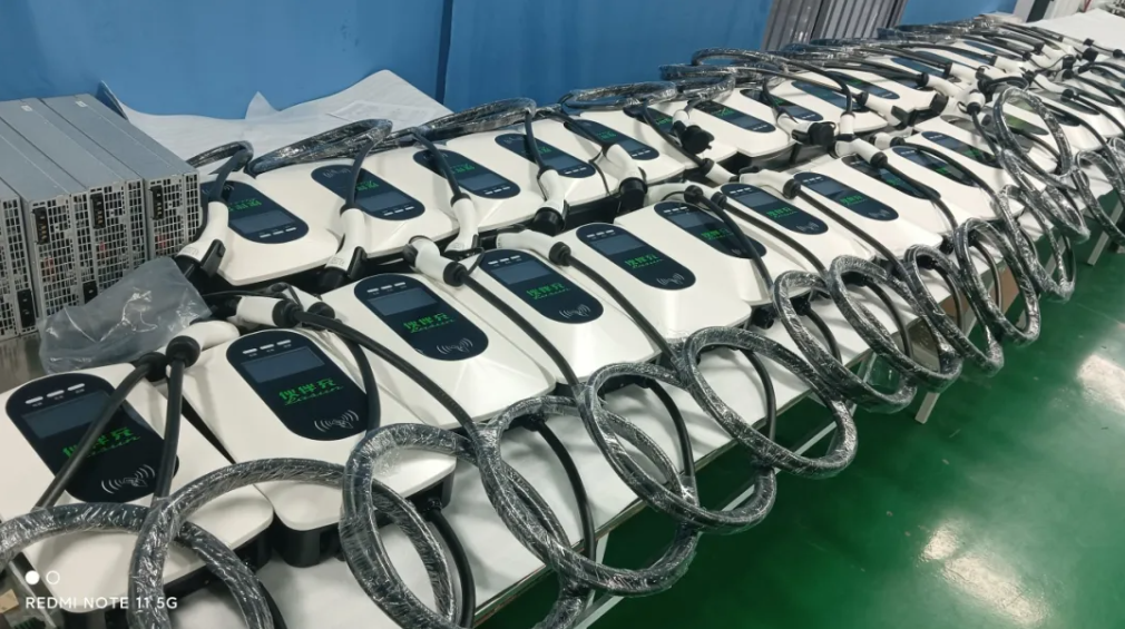 2025新澳门免费原料宝典