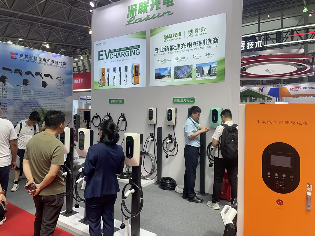 2025新澳门免费原料宝典