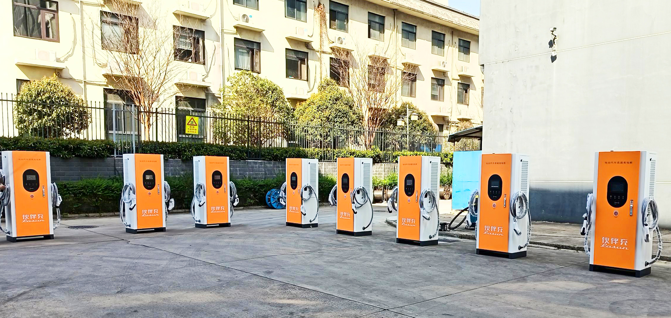 2025新澳门免费原料宝典