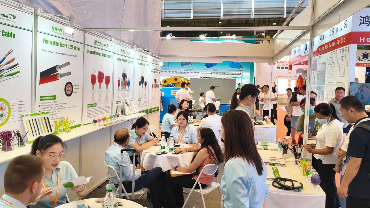 2025新澳门免费原料宝典