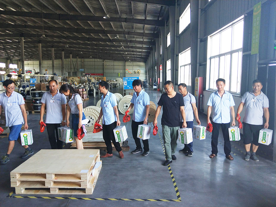 2025新澳门免费原料宝典