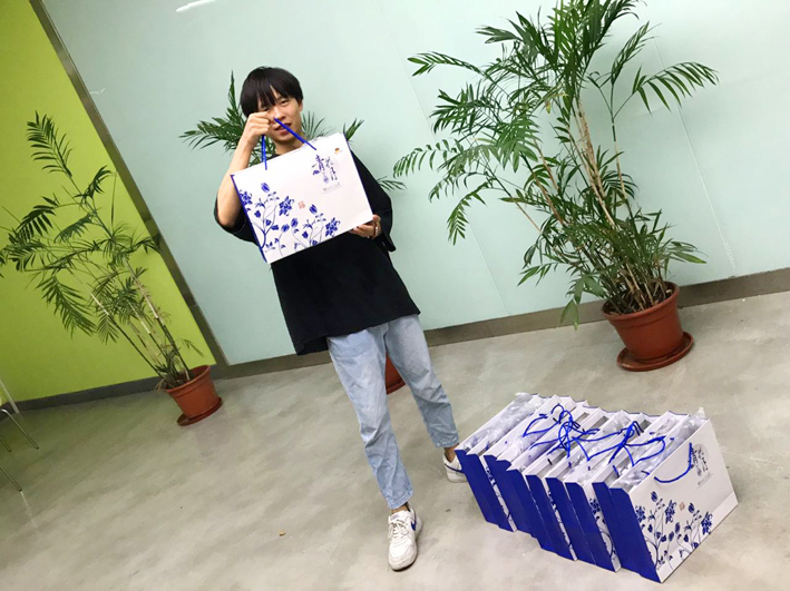 2025新澳门免费原料宝典