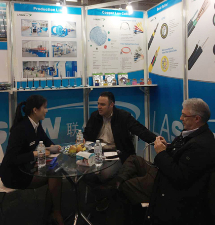 2025新澳门免费原料宝典