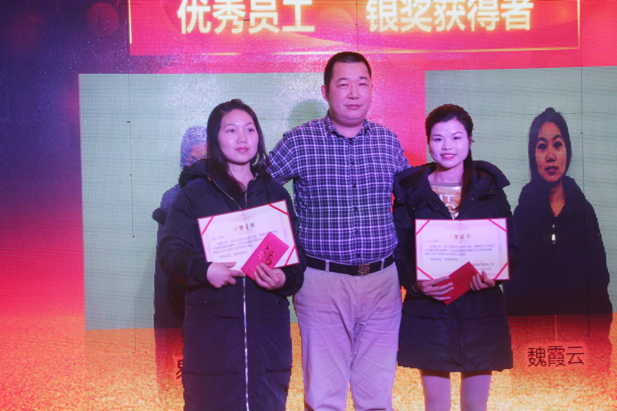 2025新澳门免费原料宝典