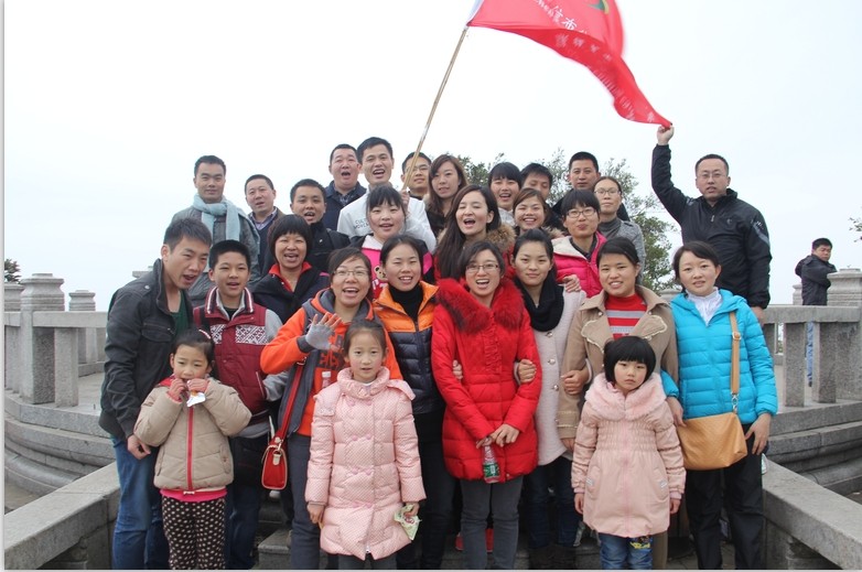 2025新澳门免费原料宝典