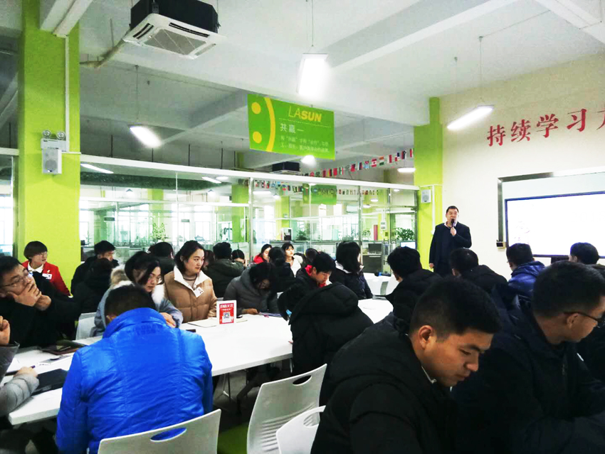 2025新澳门免费原料宝典