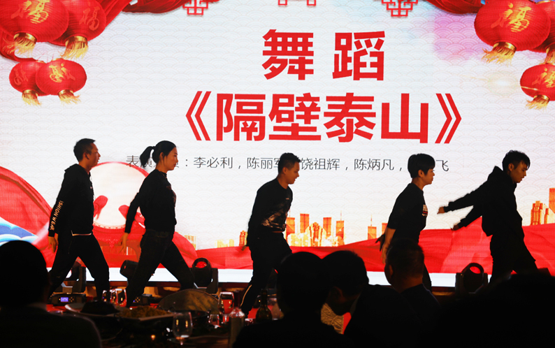 2025新澳门免费原料宝典