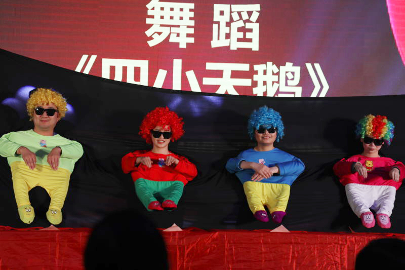 2025新澳门免费原料宝典