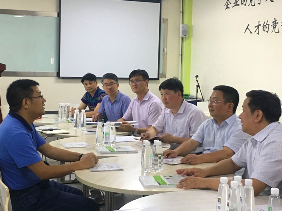 2025新澳门免费原料宝典