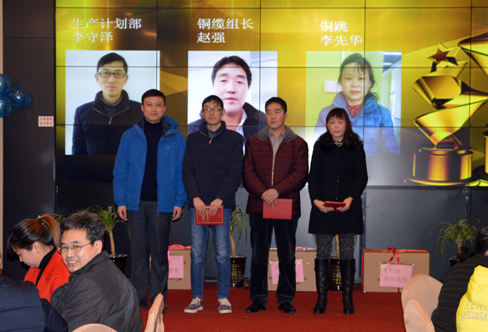 2025新澳门免费原料宝典